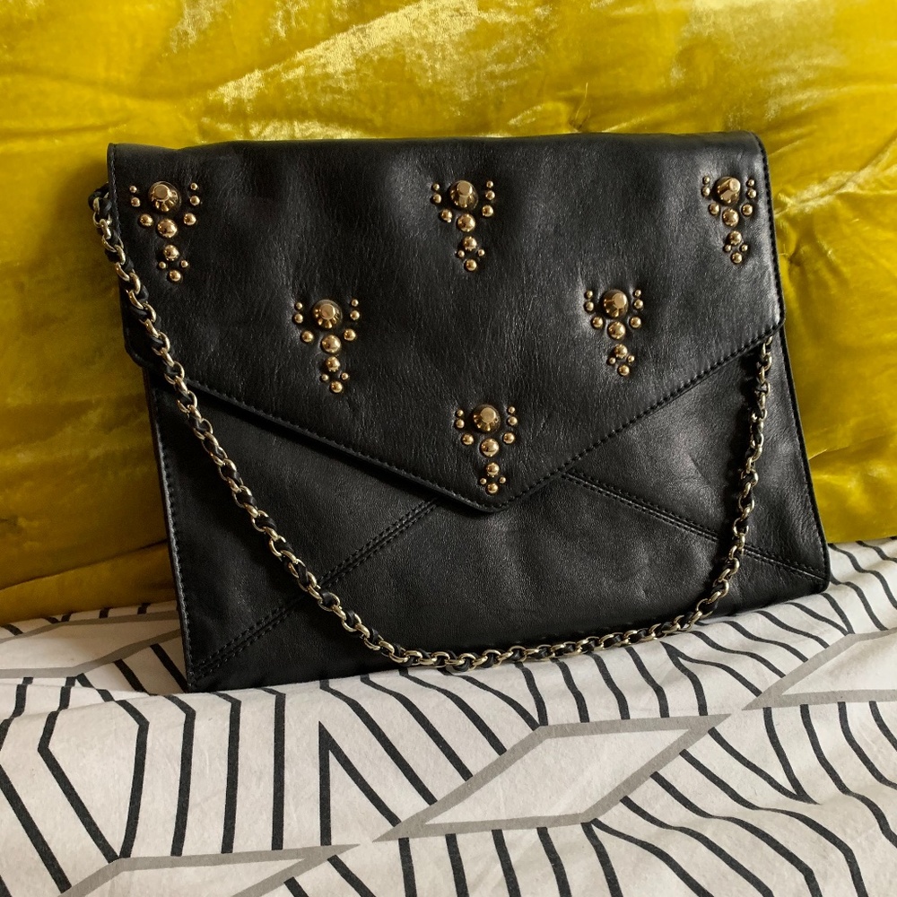 Juicy Couture Topanga Studded Leather Clutch, Blk